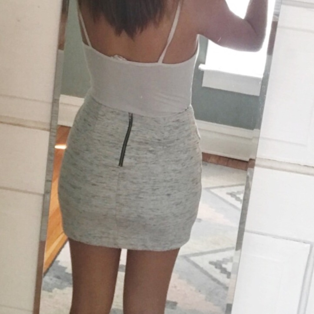 Scuba Tulip Skirt - Picture 2 of 4